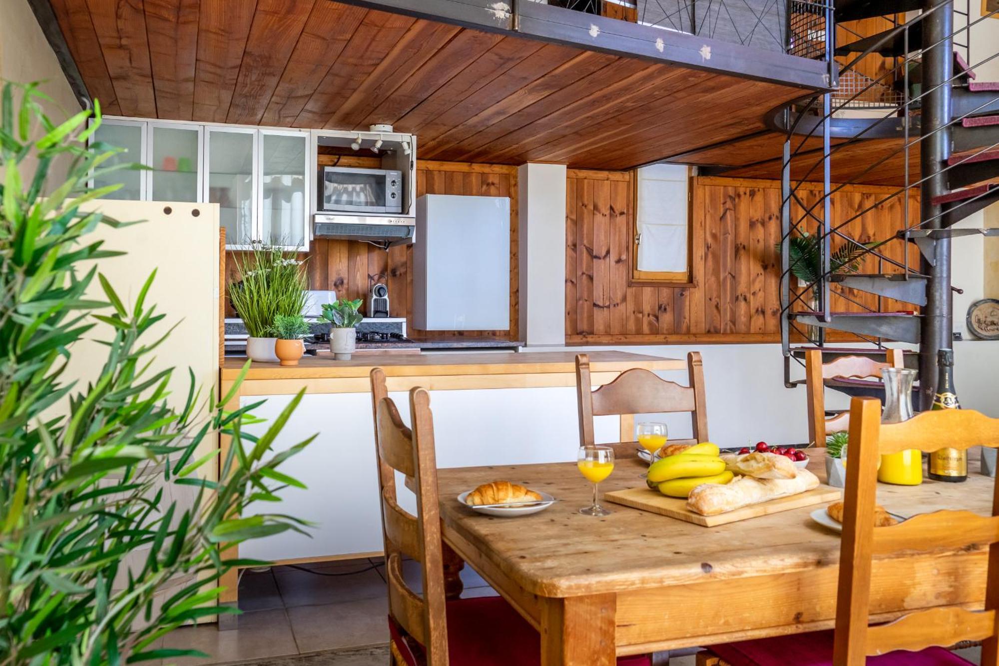Ultimate Relaxation For Family Or Group At Renowned Couvent Des Ursulines, A Tranquil Escape In Historic Pezenas Vila Quarto foto